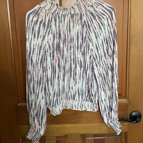 Spring Top - Picture 7 of 7